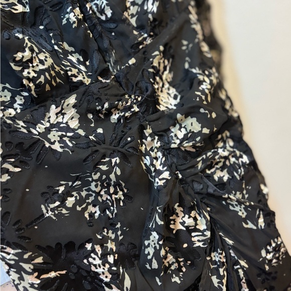 ASTR The Label Floral Burnout Ruched Mesh Midi Dress Black Ivory — Size Small - Picture 7 of 14